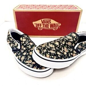 Womens Floral Slip-On Shoes - Black